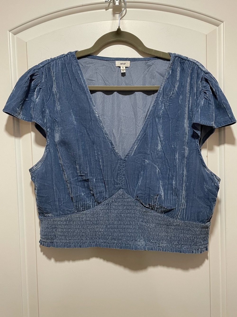 aerie Boho Cute! Blue Velour Smocked Crop Top Flutter Sleeves Sz XL Concert Fest - Picture 2 of 10